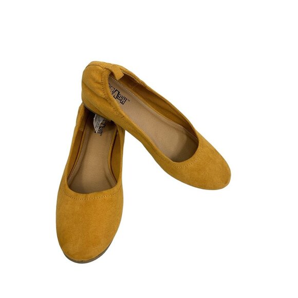 Brash Women's Mustard Yellow Low Heels - Picture 1 of 7